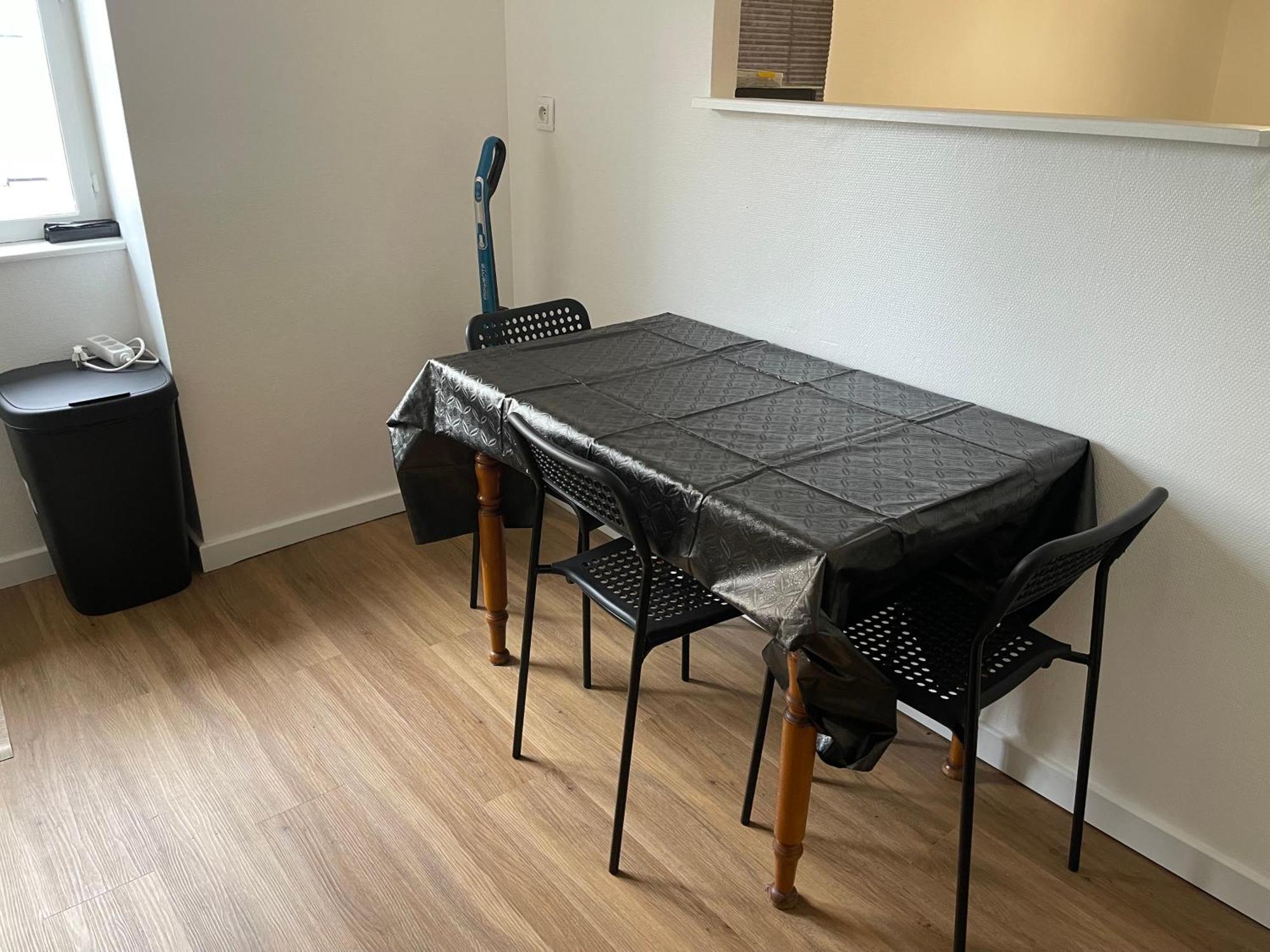 Apartament Hexagone Wifi Un Sejour A Part Longeville-les-Metz Zewnętrze zdjęcie